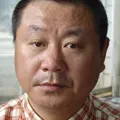 范伟